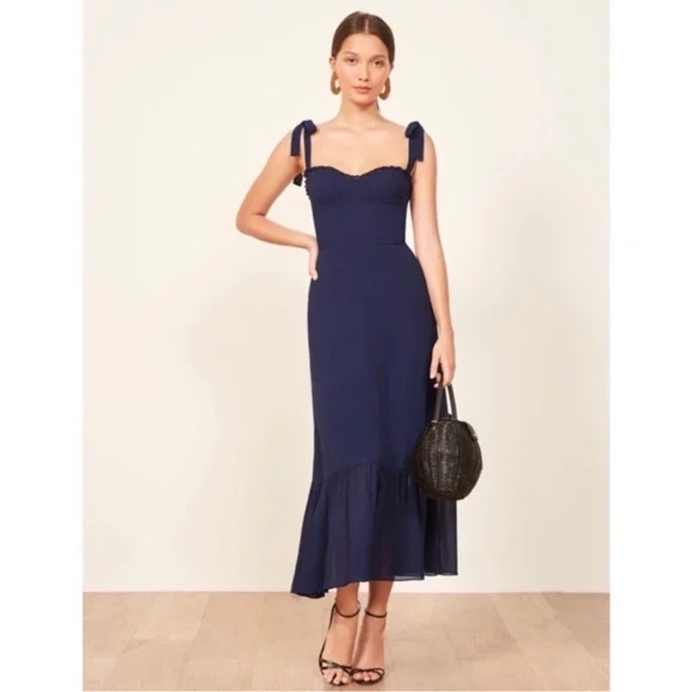 Reformation Nikita dress in navy size 2